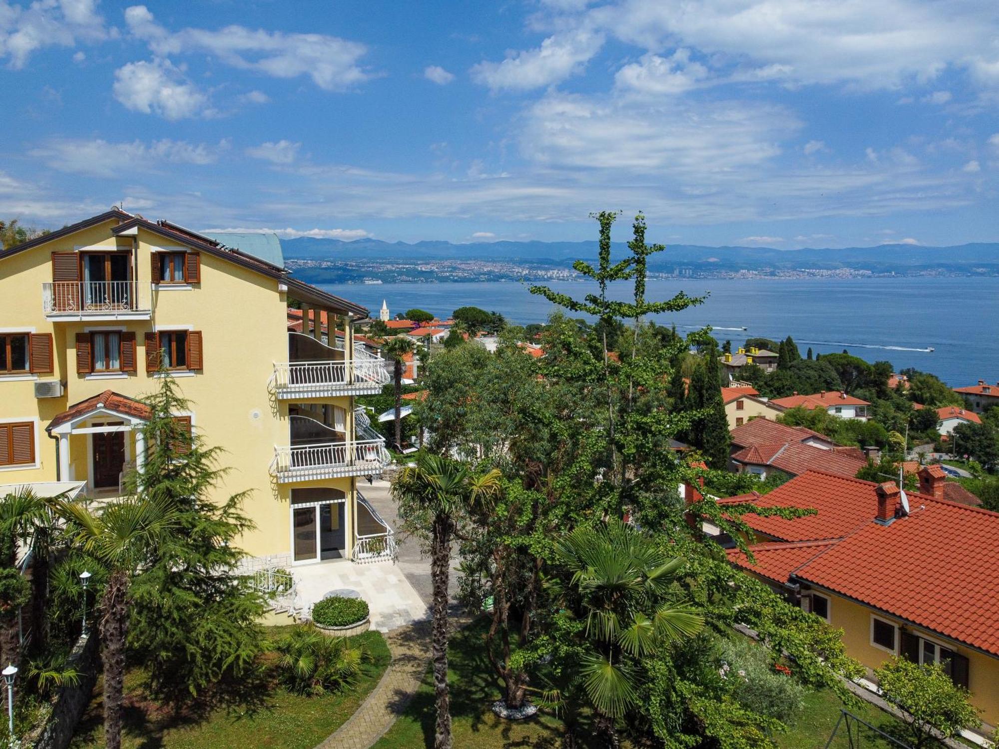 Villa Mona Lisa Lovran - Croatia Εξωτερικό φωτογραφία